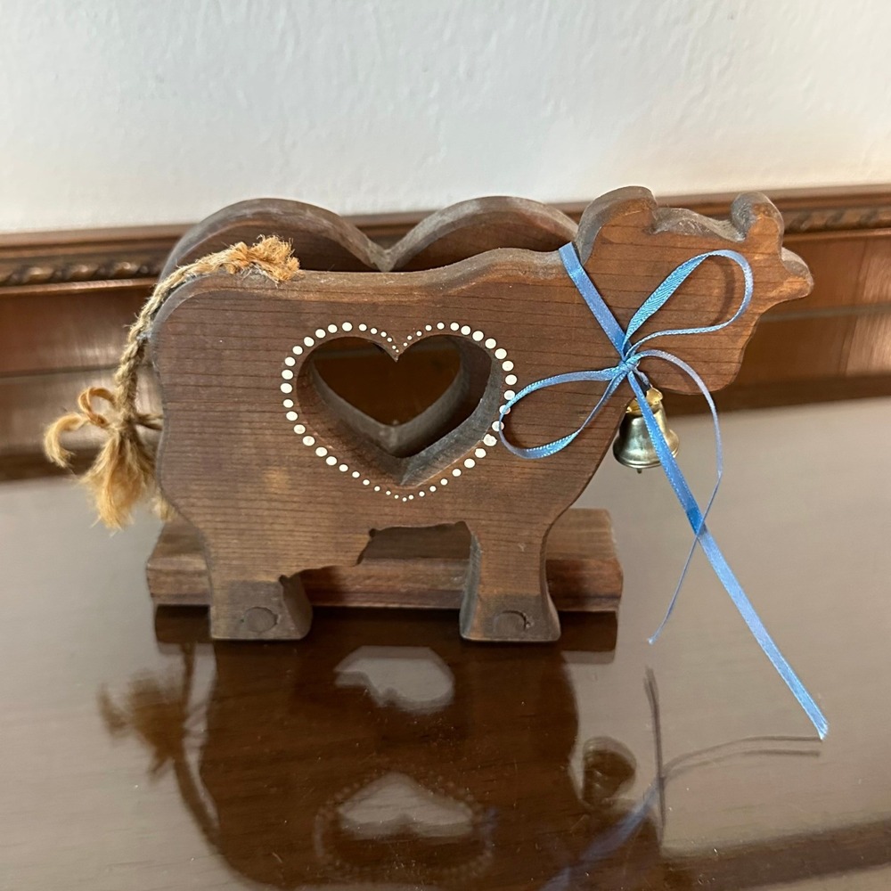 Vintage Rustic Wooden Cow Figurine Heart Cutout Farmhouse Decor Bell Twine Tail